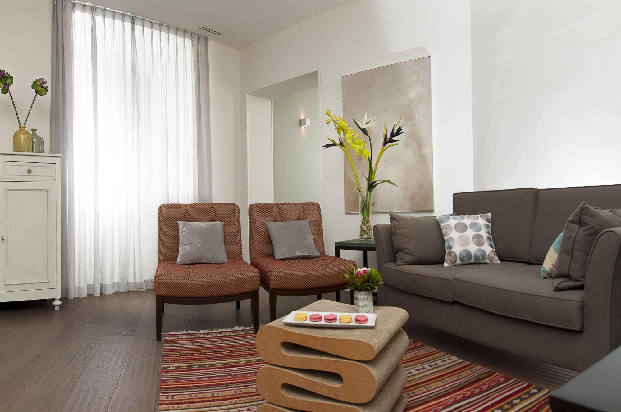 Corso Vittorio 308 Bed & Breakfast โรม ภายนอก รูปภาพ