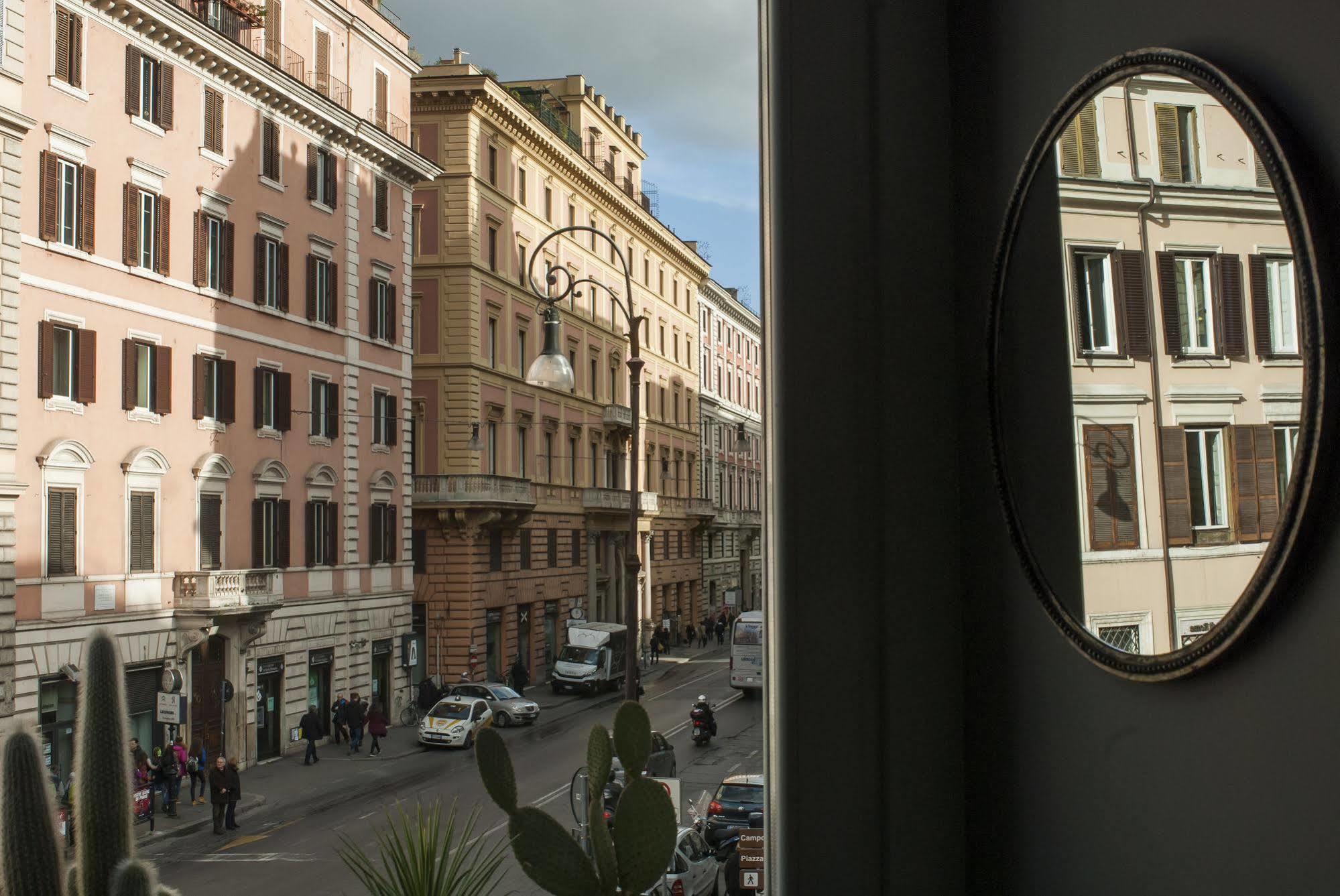 Corso Vittorio 308 Bed & Breakfast โรม ภายนอก รูปภาพ